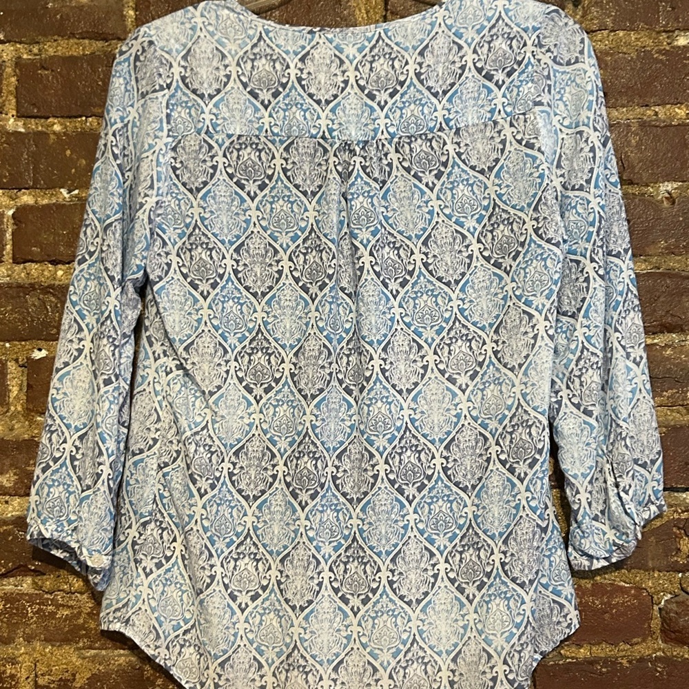 Crosby Blue and White Relaxed Blouse with Mandarin Collar Size L - Picture 3 of 9